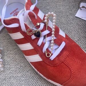 Shoe Lace Charm- Black Love